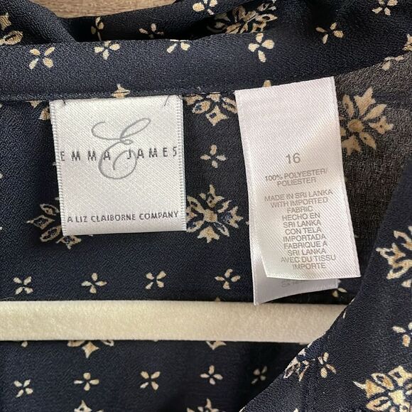 Emma James Ldies Button Blouse, Size 16, Black And Tan Floral - Picture 3 of 5